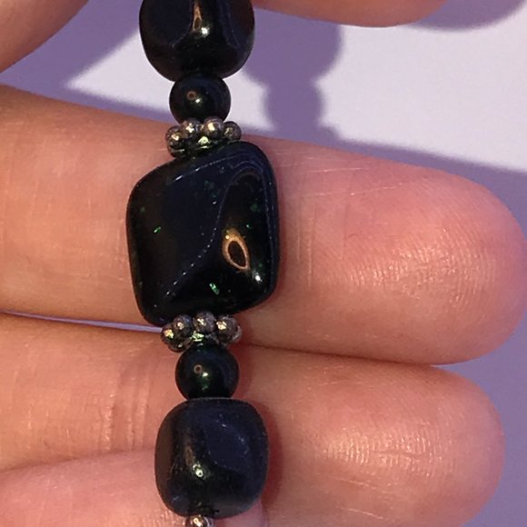Green Goldstone and Onyx Earrings - Picture 11 of 11
